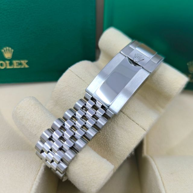 Rolex GMT Master II 126710 BLNR Image 3